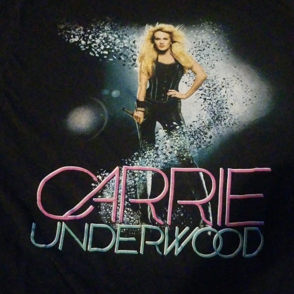 Carrie Underwood concert tshirt